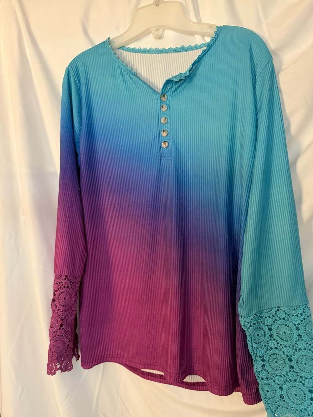 Womens Ombre Ribbed Long Sleeve Henley Shirt with Lace Trim Cuffs